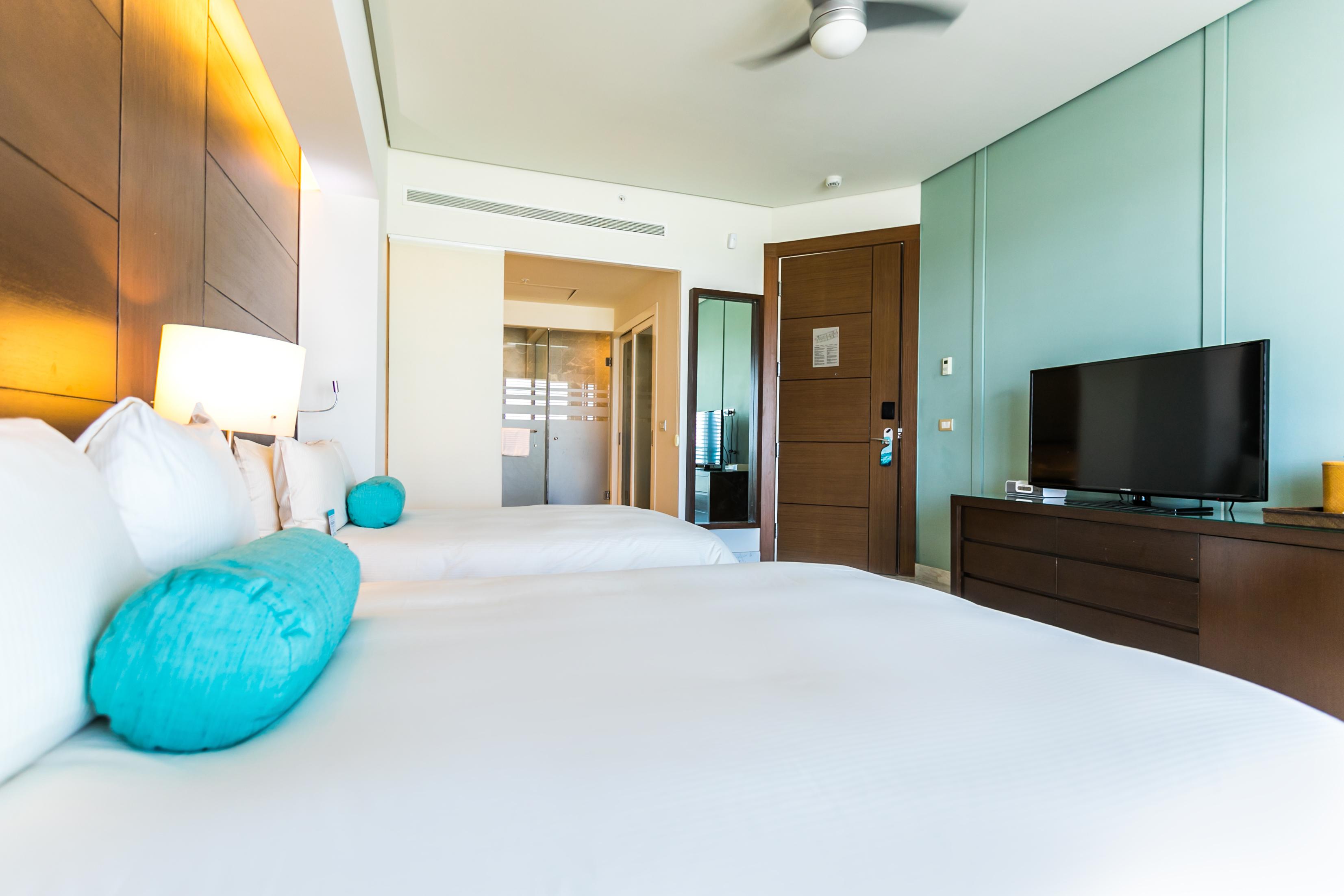 Palacio Mundo Imperial Riviera Diamante Acapulco Exterior foto A bedroom at the hotel